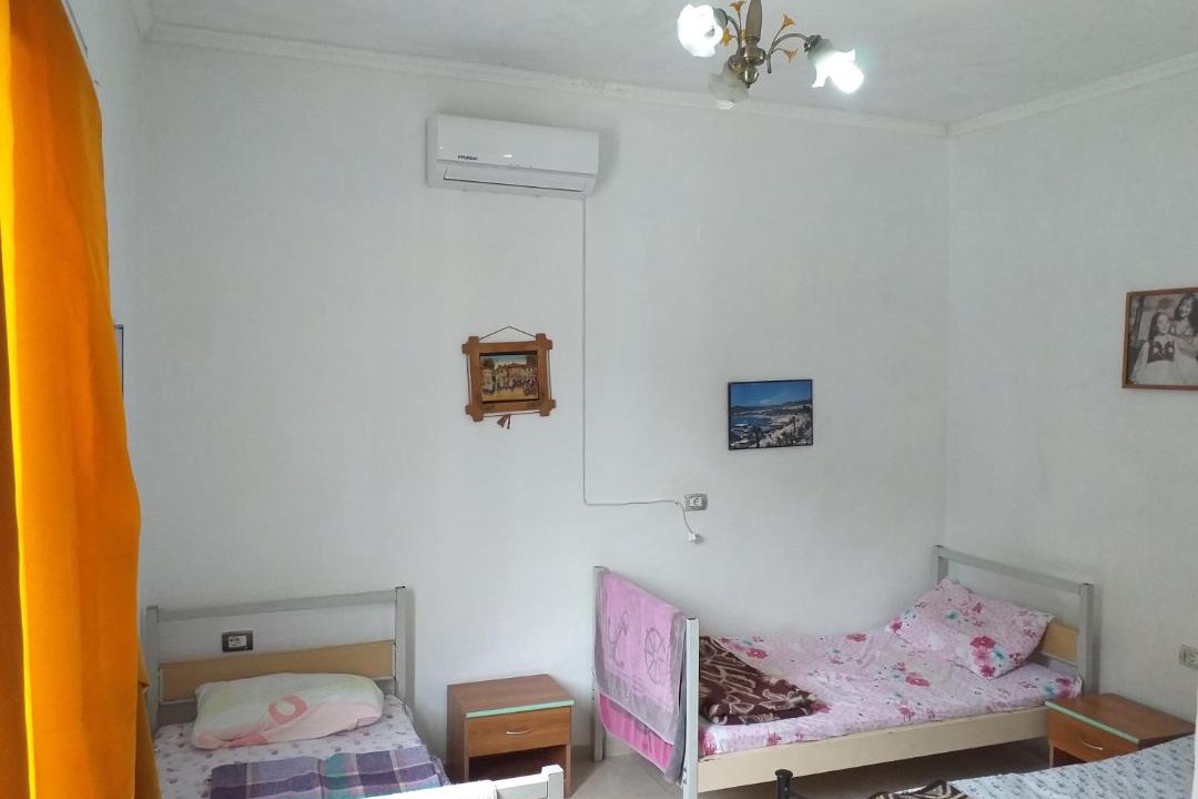 Shkoder County Hostel | Rozafa Ferry & Accommodation