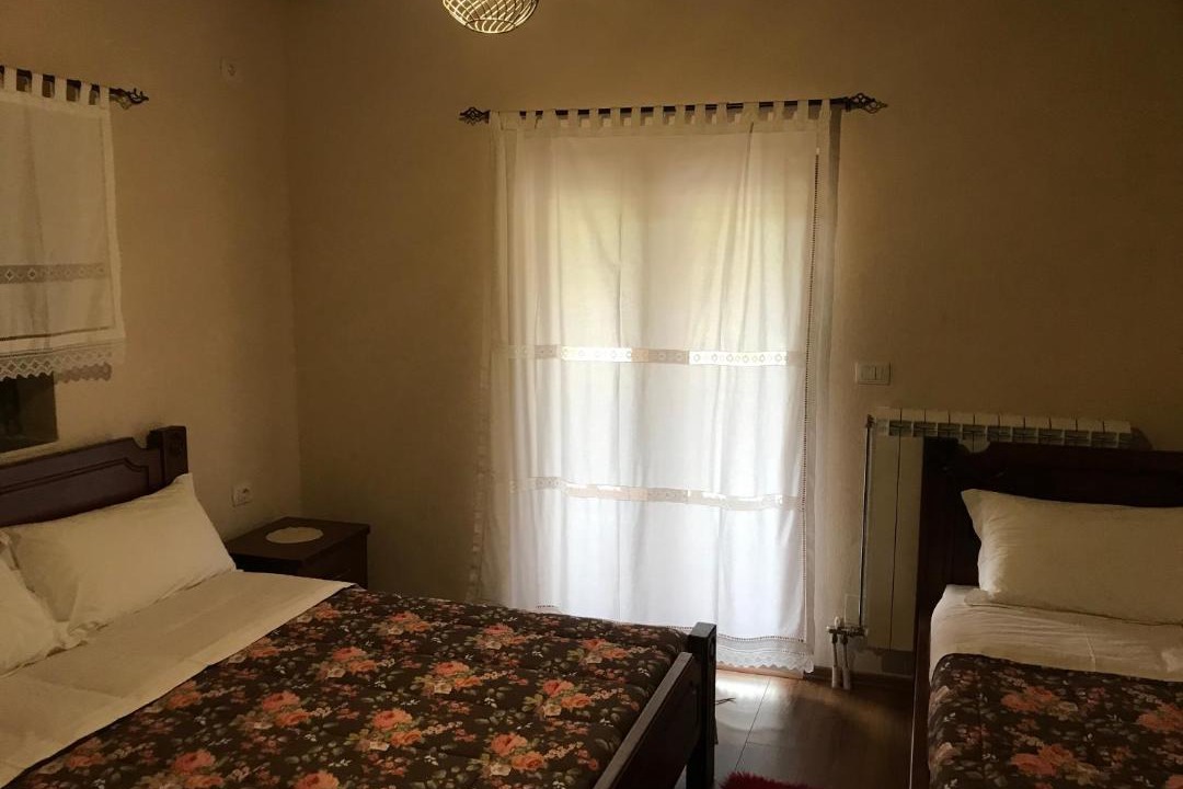 Jala Hostel | Bujtina Hadër Xhebro