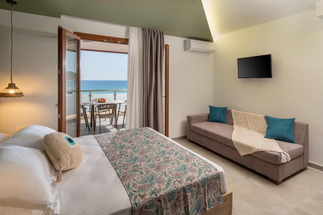 Sarti Hotel | Stavros Compass