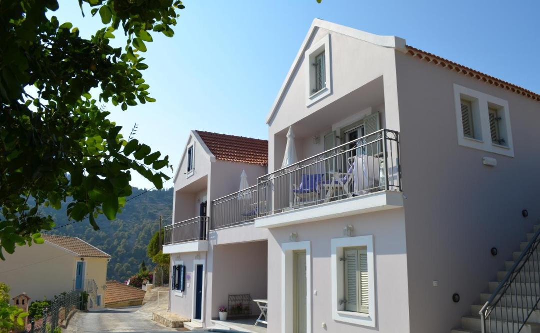 Frourion House | Romanza Studios