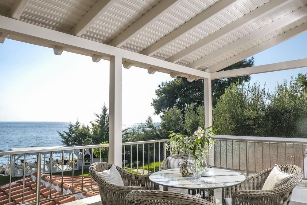 Photo of Patio Balcony in Elia