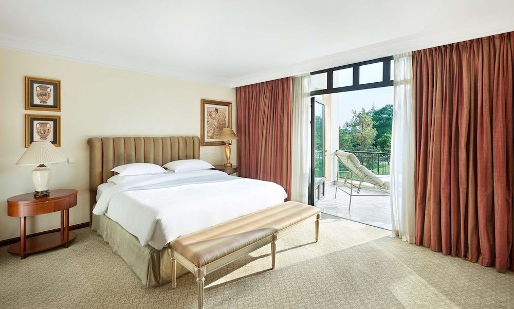 Photo of Bedroom in Thermi