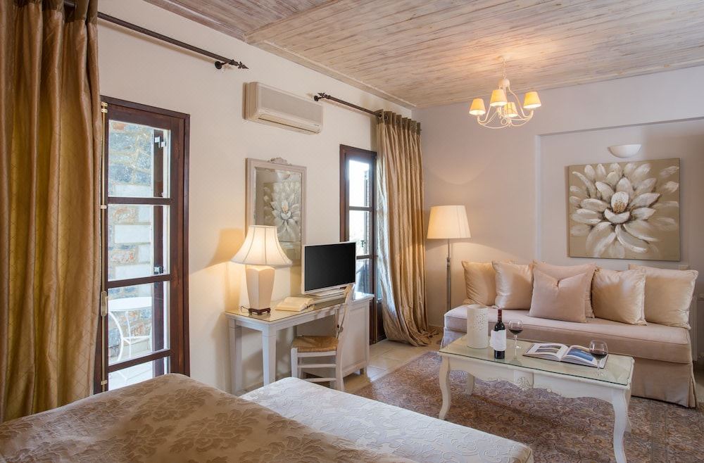 Photo of Livingroom in Karavostasi