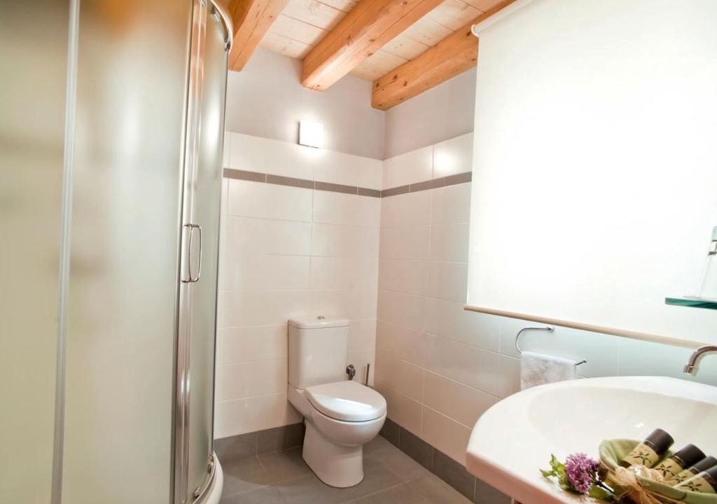 Photo of Bathroom in Xirokampi