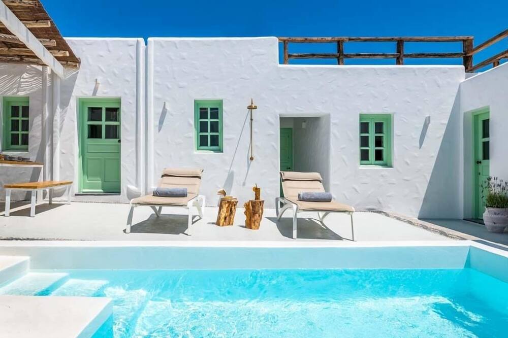 Photo of Outdoor in South Rhodes