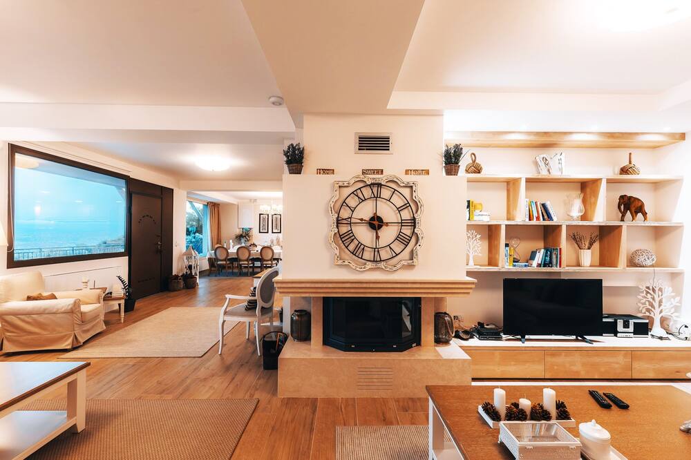 Photo of Livingroom in Malevizi