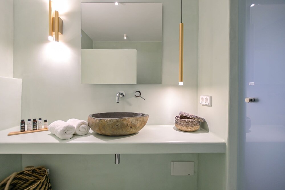 Photo of Bathroom in Plaka
