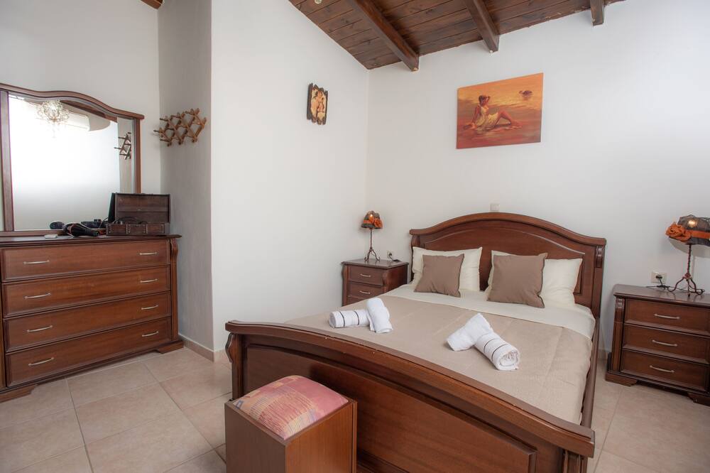 Photo of Bedroom in Mires