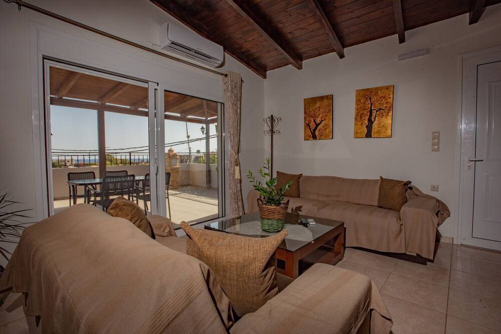 Photo of Livingroom in Mires