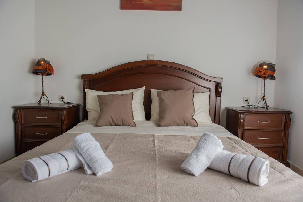 Photo of Bedroom in Mires