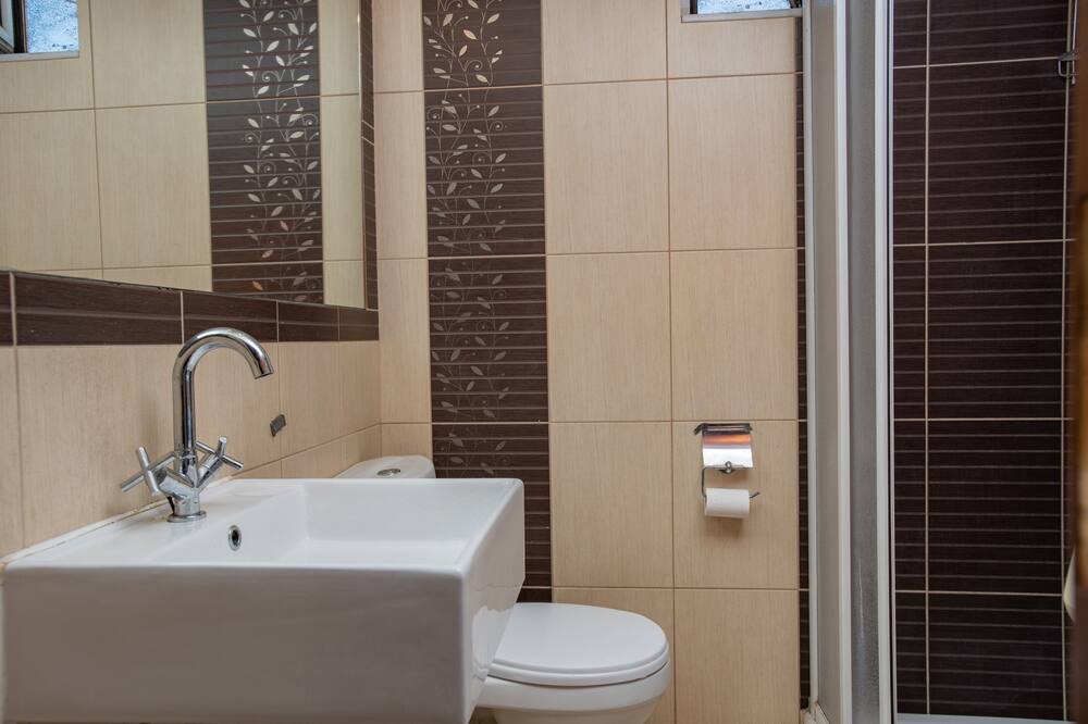 Photo of Bathroom in Mires