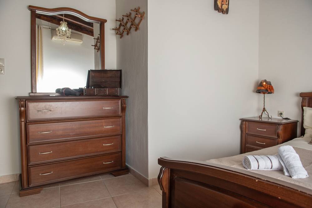 Photo of Bedroom in Mires