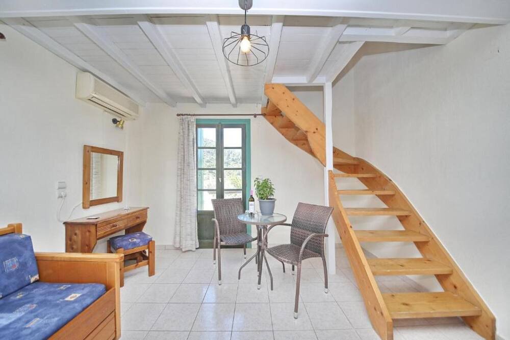 Photo of Livingroom in Stafylos