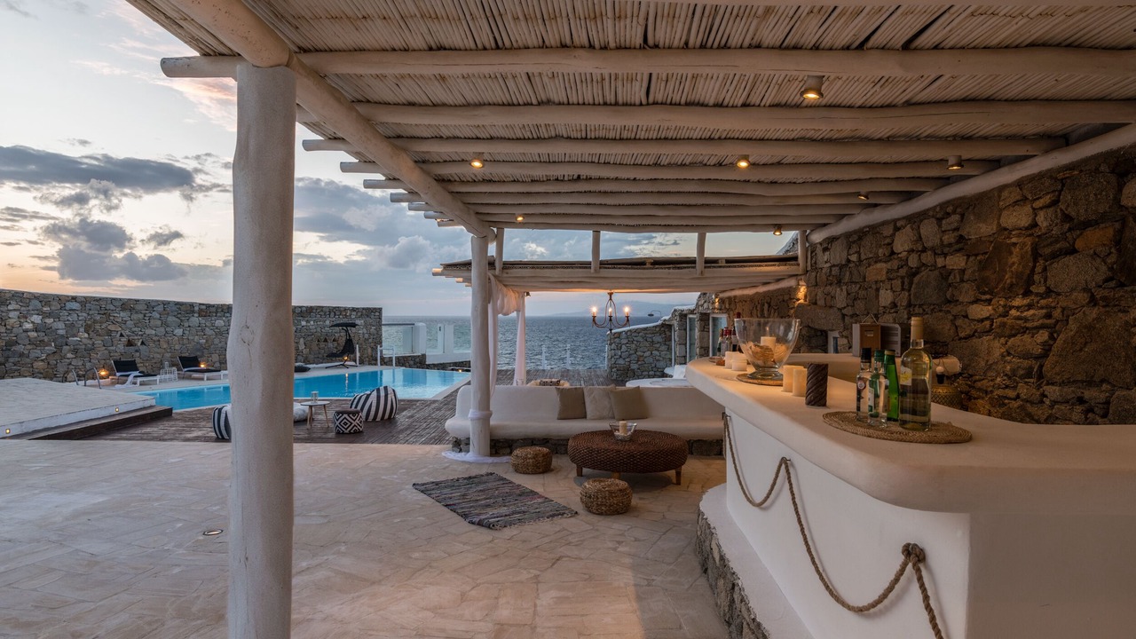 Photo of Patio Balcony in Ano Mera
