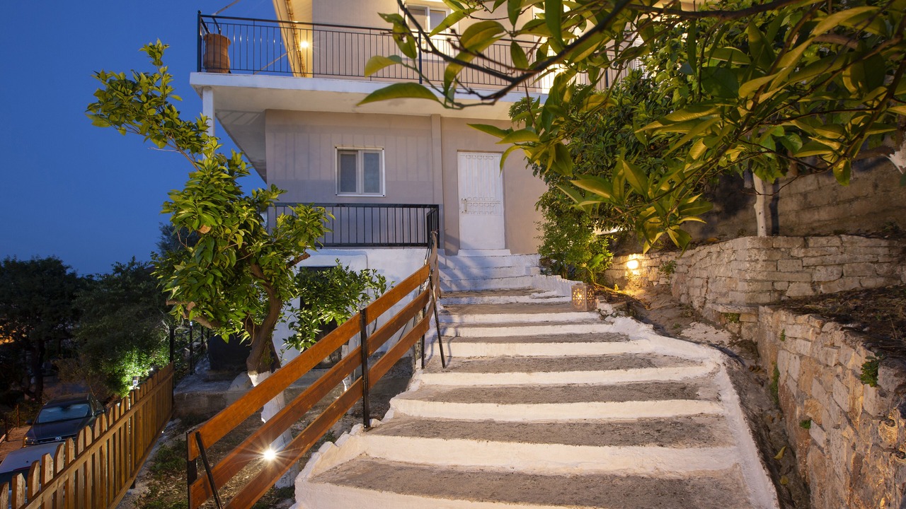 Photo of Outdoor in Frinion