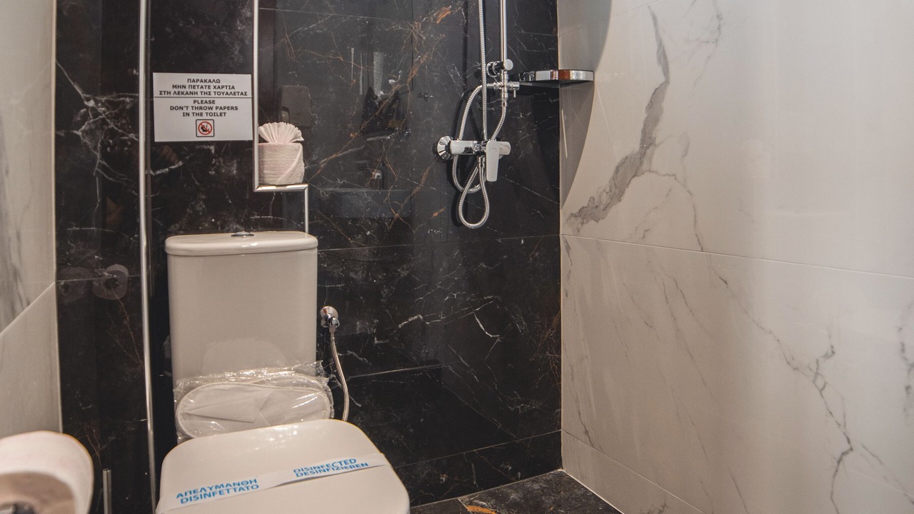 Photo of Bathroom in Kalambaka