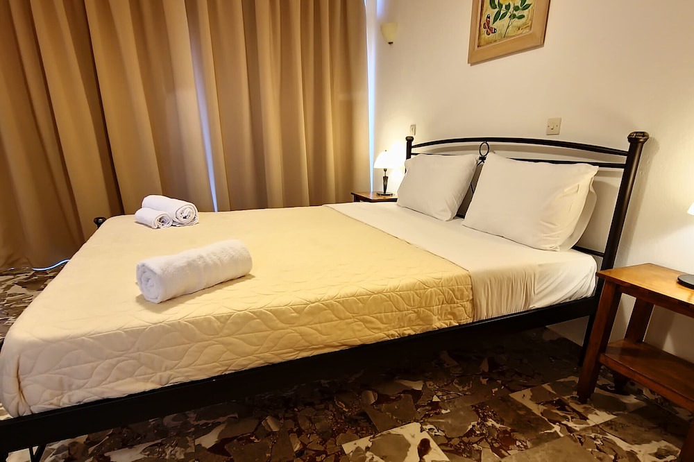 Photo of Bedroom in Melikia