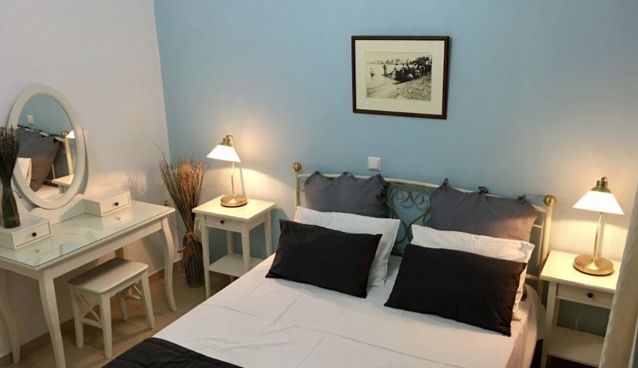 Photo of Bedroom in Ampelas