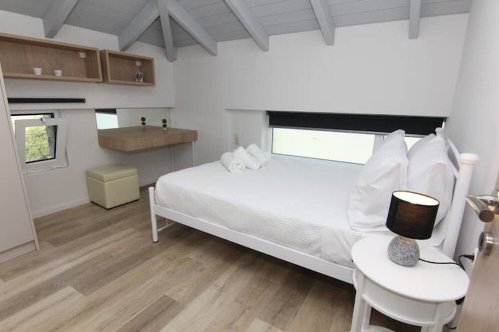 Photo of Bedroom in Ano Kalesia