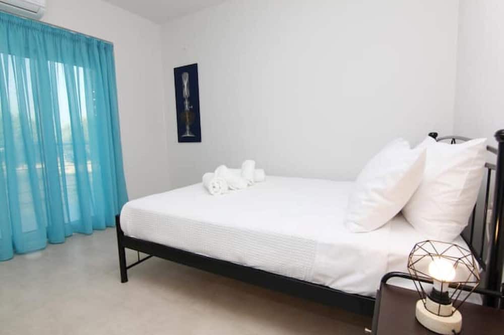 Photo of Bedroom in Ano Kalesia