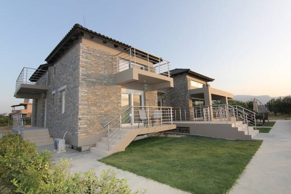 Photo of Outdoor in Ano Kalesia