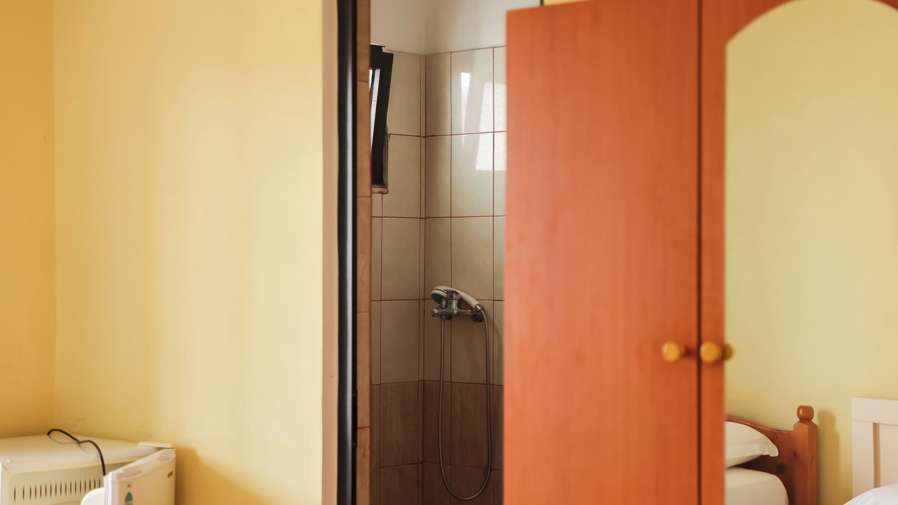 Photo of Bathroom in Golem