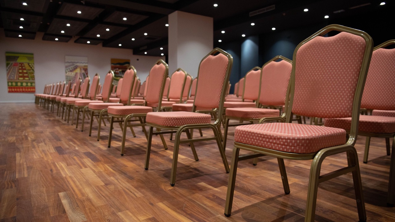 Photo of Others in Farke