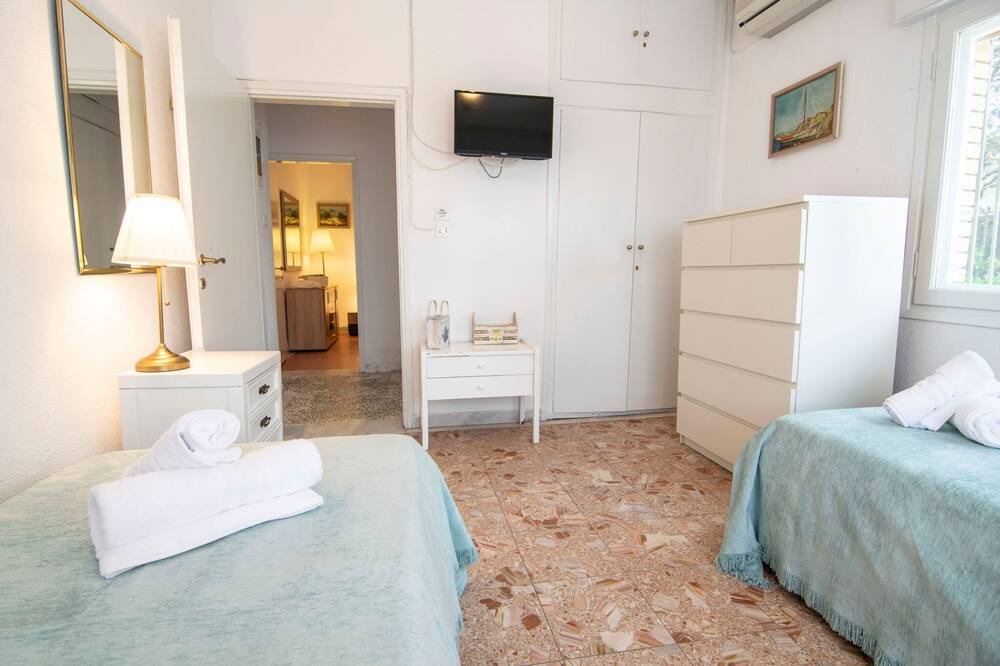 Photo of Bedroom in Nea Propontida
