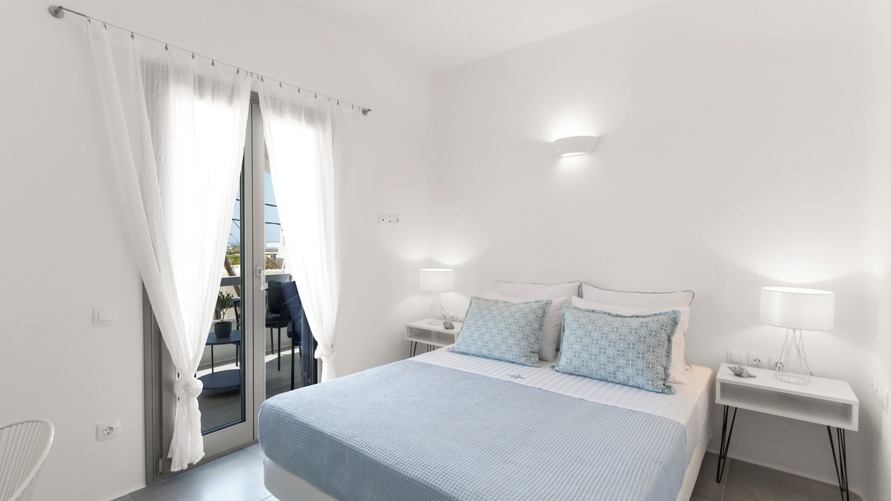 Photo of Bedroom in Drios