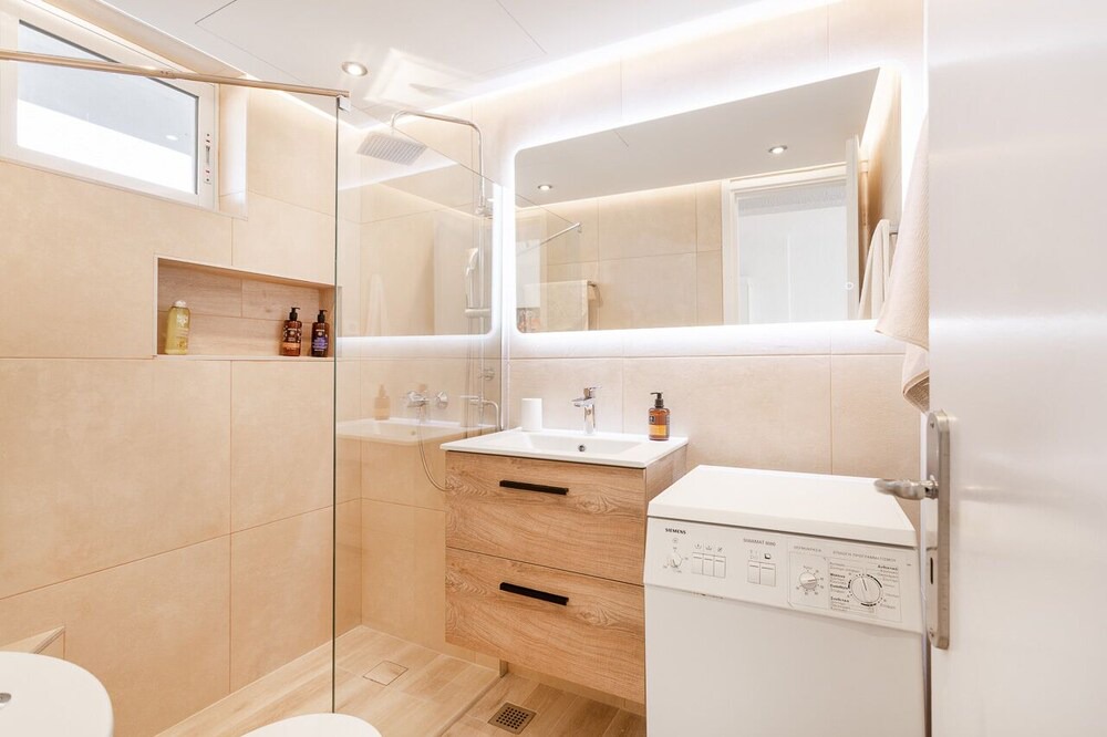 Photo of Bathroom in Porto Rafti
