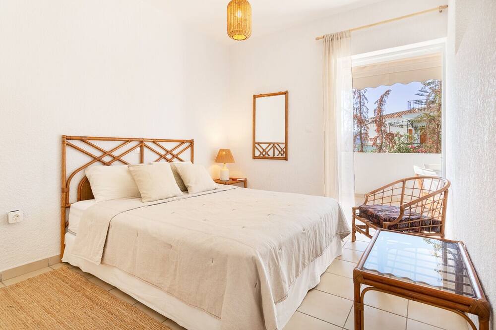 Photo of Bedroom in Porto Rafti