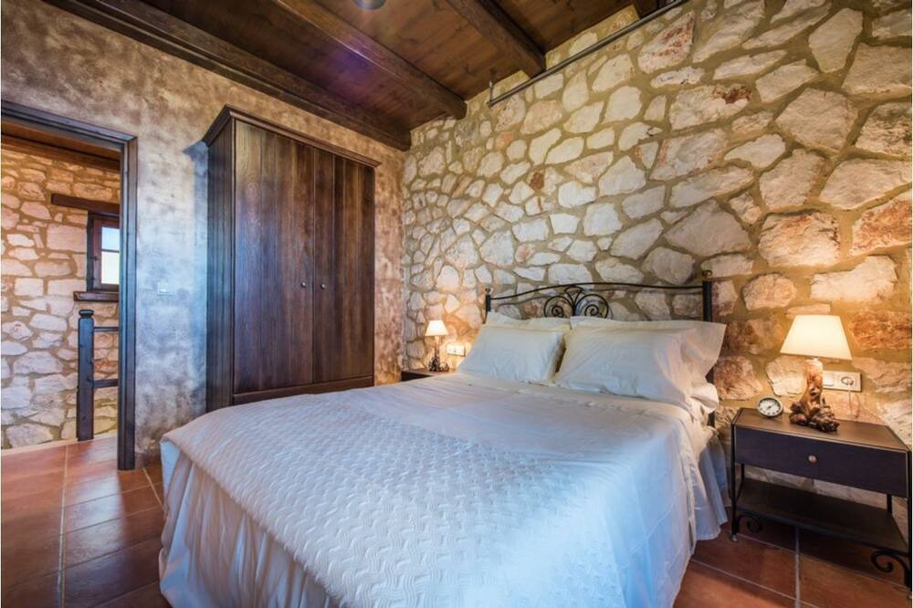 Photo of Bedroom in Elation