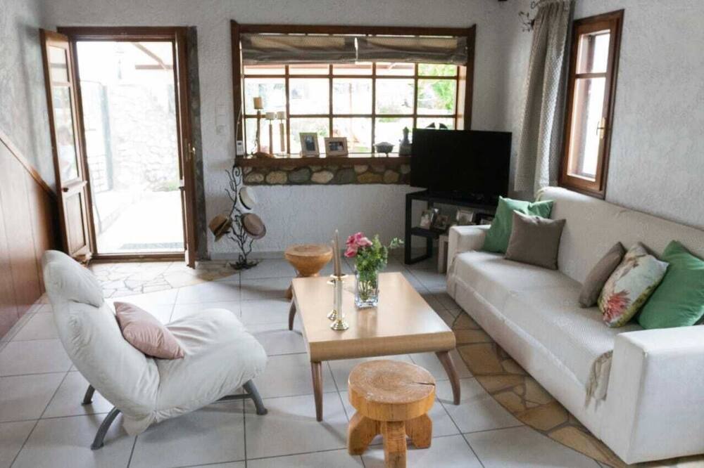 Photo of Bedroom in Tragilos
