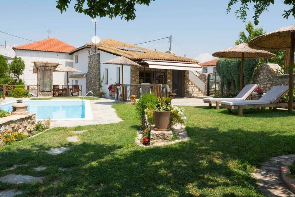 Photo of Outdoor in Tragilos