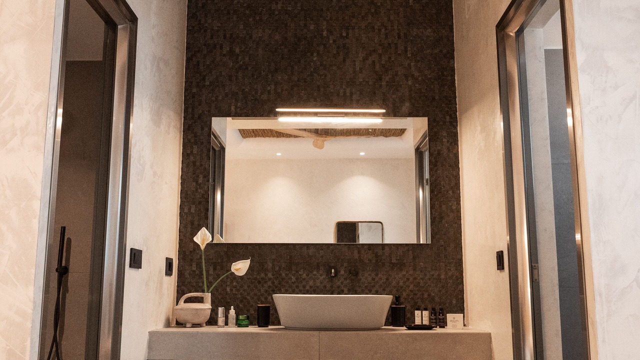 Photo of Bathroom in Kamari