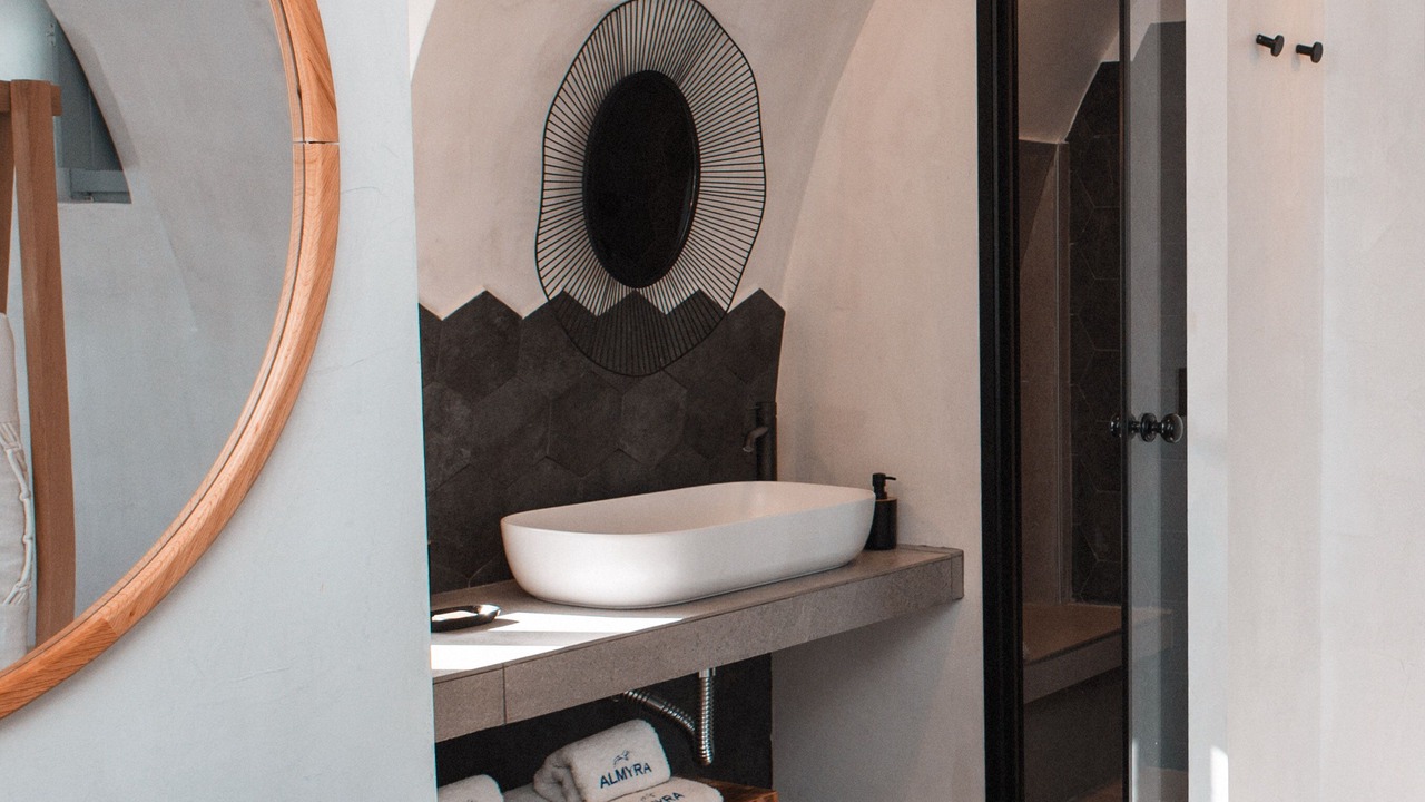 Photo of Bathroom in Kamari