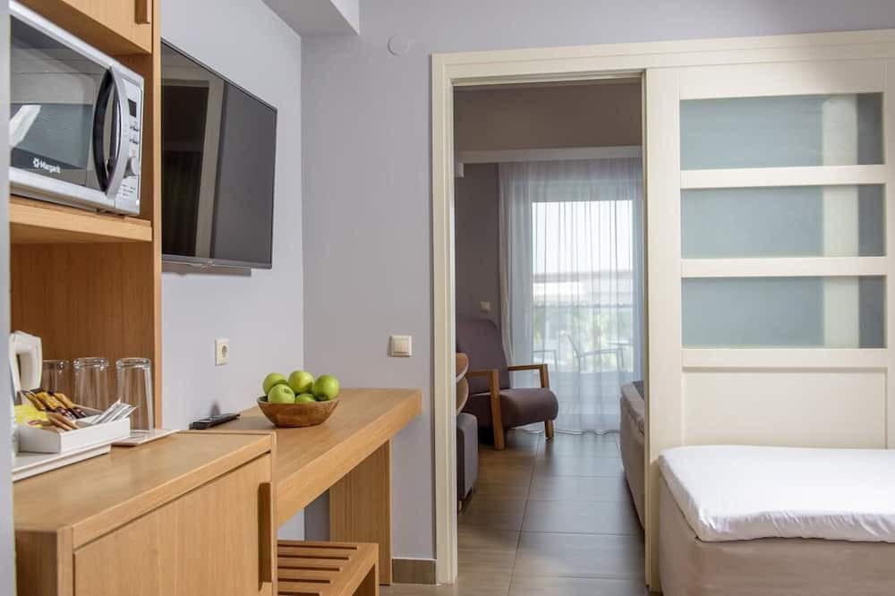 Photo of Bedroom in Analipsi