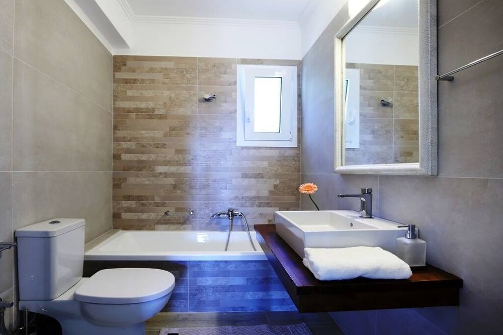 Photo of Bathroom in Perigiali