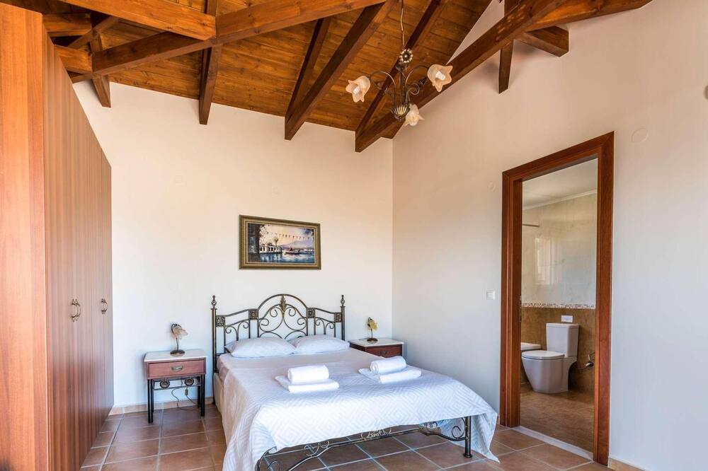 Photo of Bedroom in Kavallos