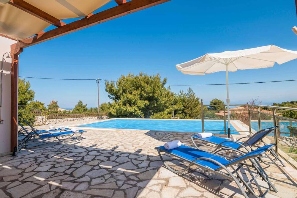 Photo of Outdoor in Kavallos