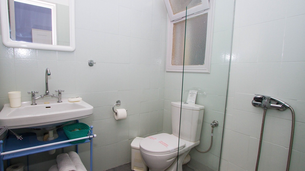 Photo of Bathroom in Alinda