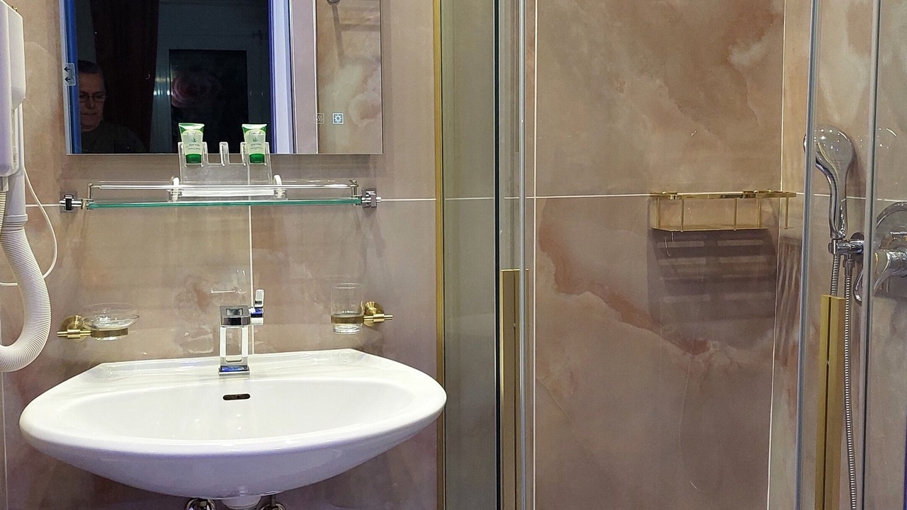 Photo of Bathroom in Igoumenitsa