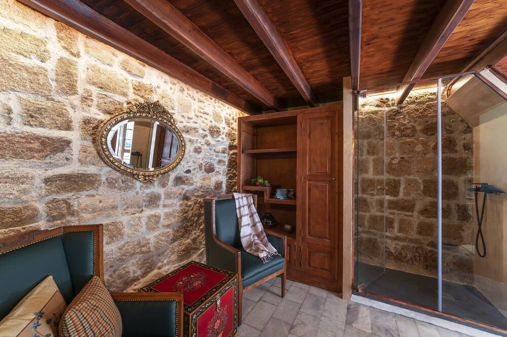 Photo of Bathroom in Rhodes Old Town