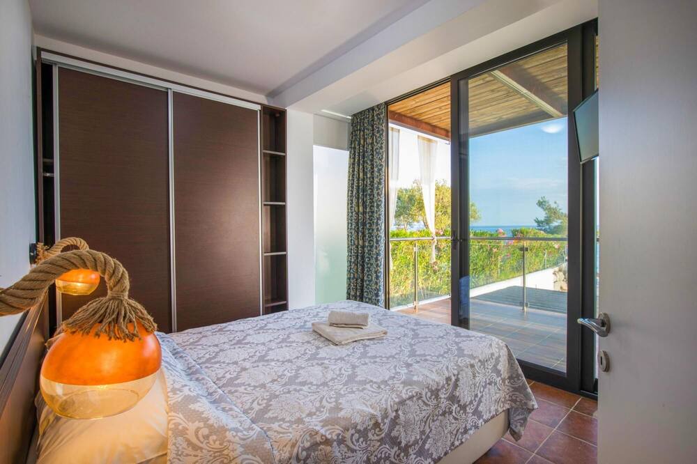Photo of Bedroom in Nea Moudania