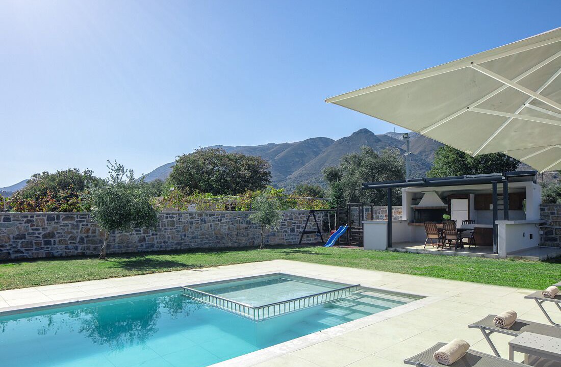 Photo of Outdoor in Monopari