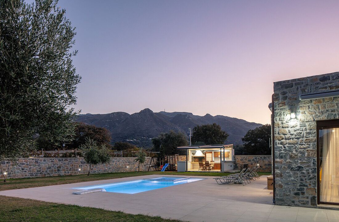 Photo of Outdoor in Monopari