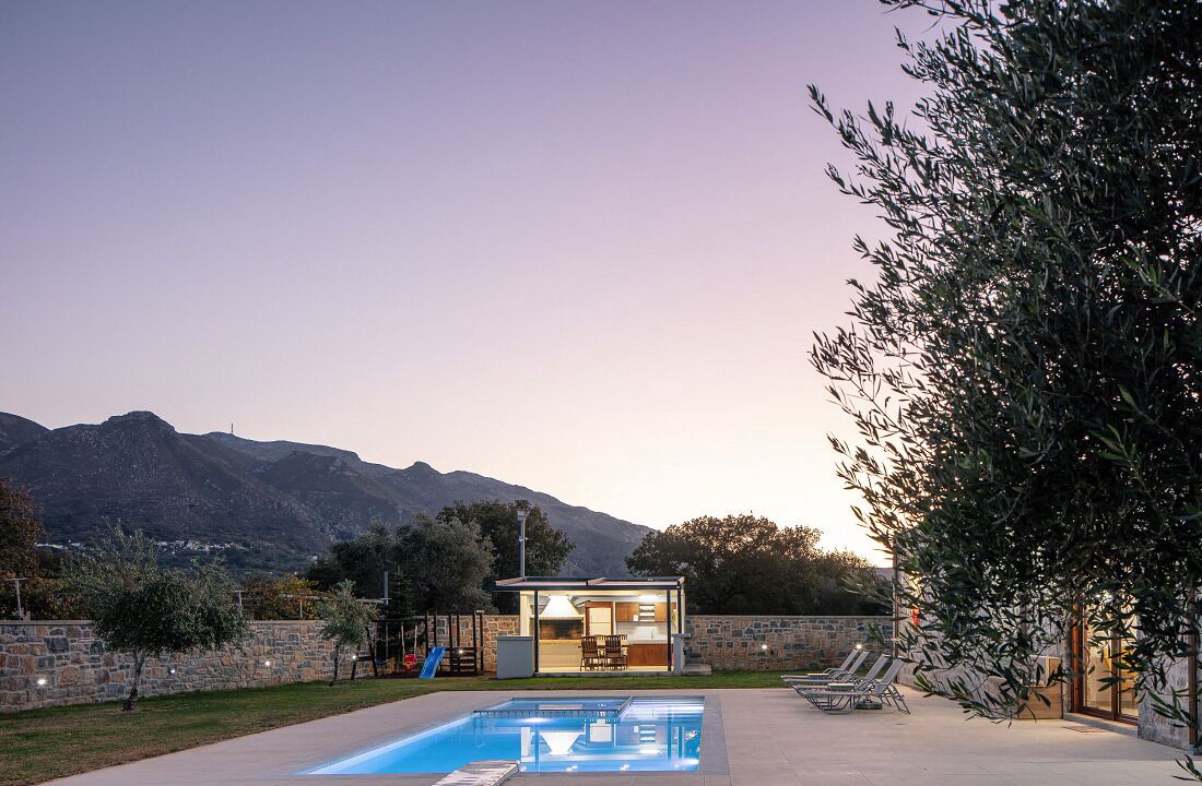 Photo of Outdoor in Monopari