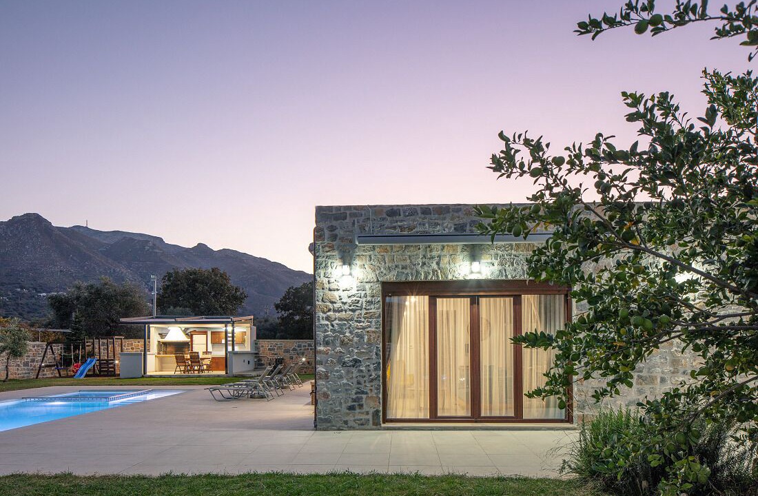 Photo of Outdoor in Monopari
