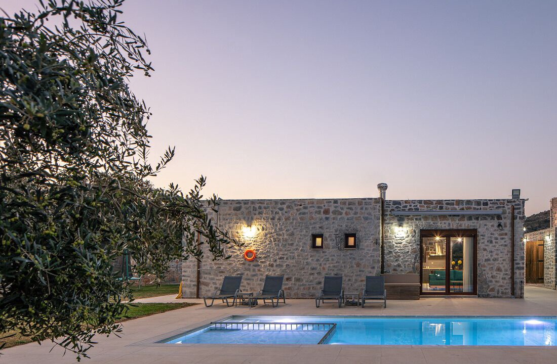 Photo of Outdoor in Monopari