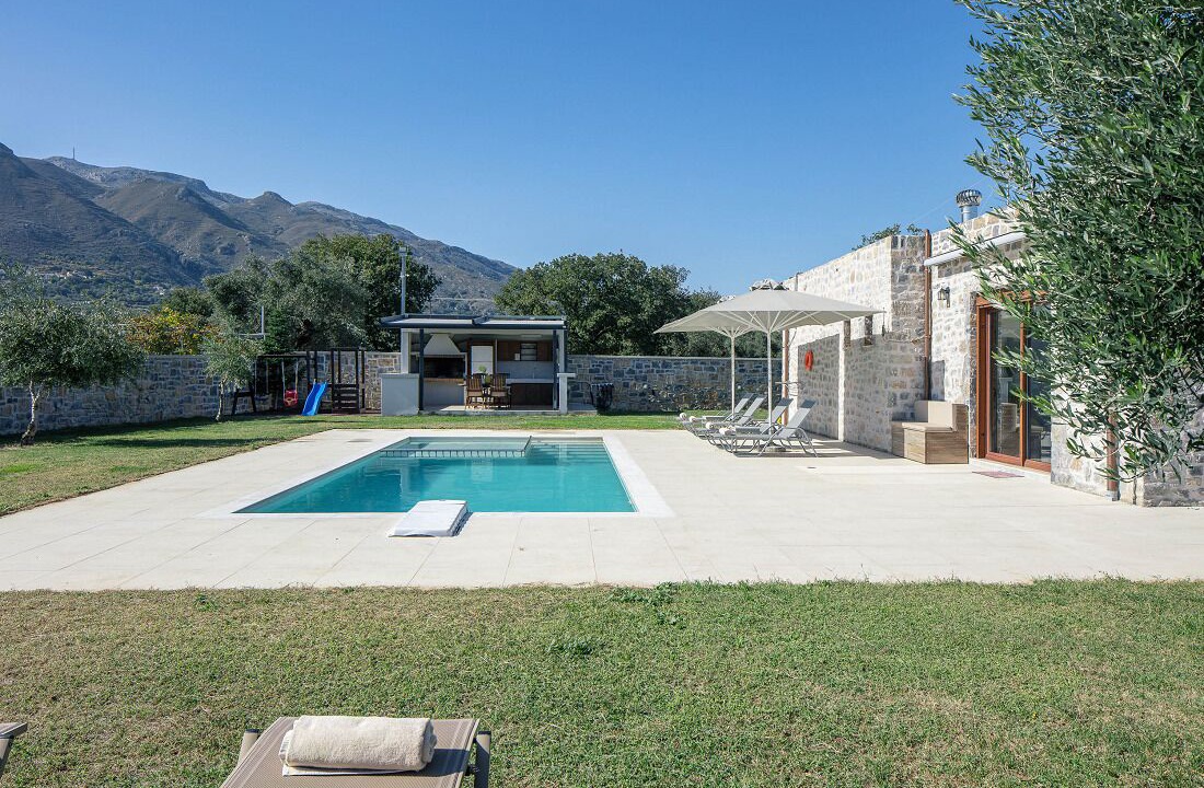 Photo of Outdoor in Monopari